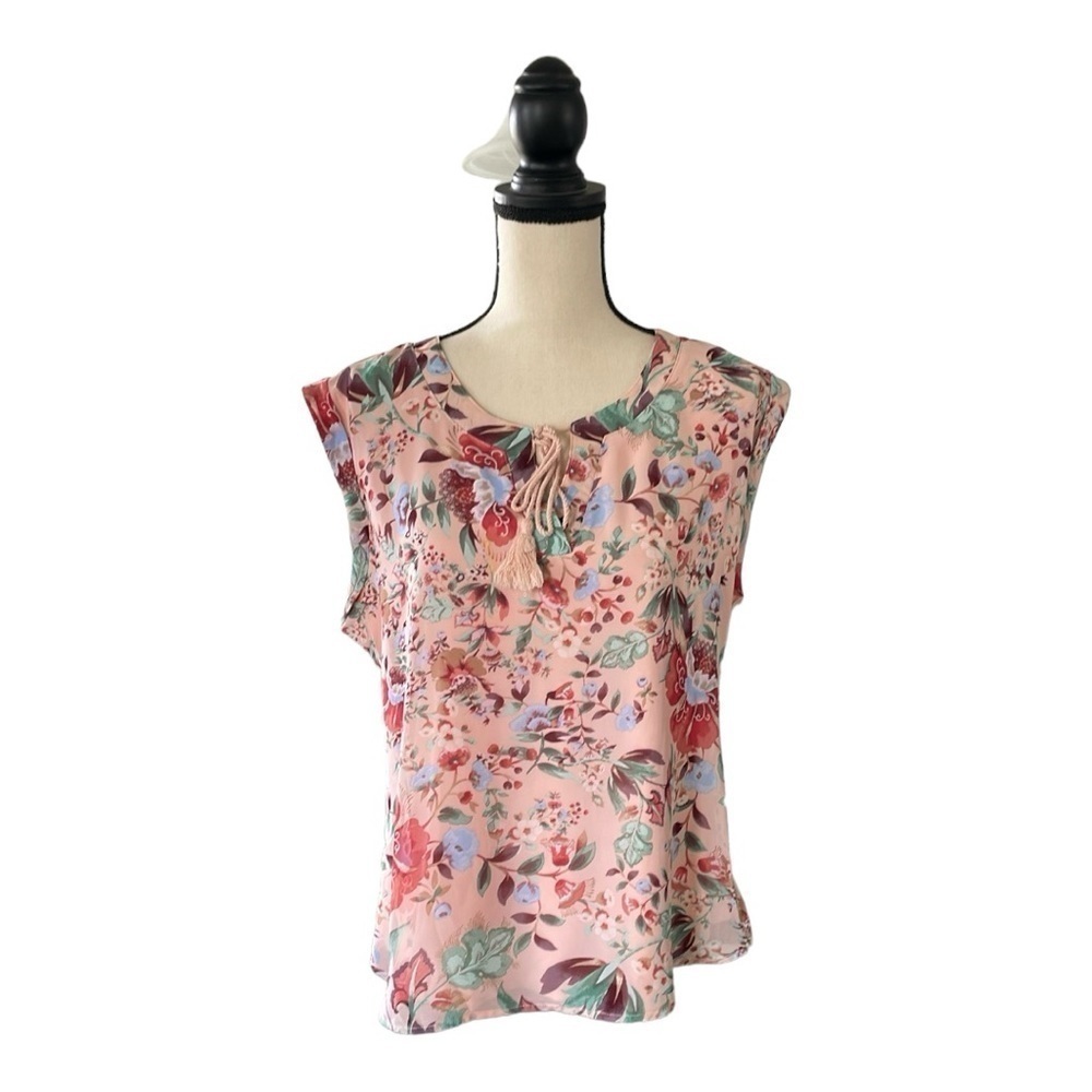 ♥️7th Ave New York & Co♥️Short Sleeve floral Top, size (Large)